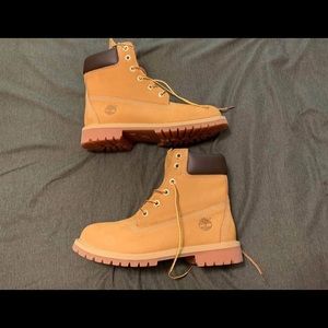 Size 6 (youth) timberland boots